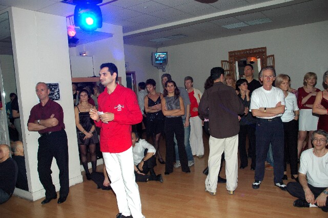 min 2005 12 25 agora 244